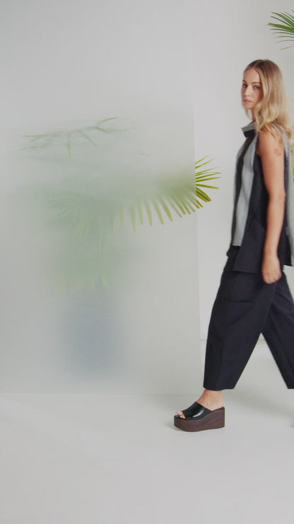 NAYA Sleeveless Stripe Top Black/White